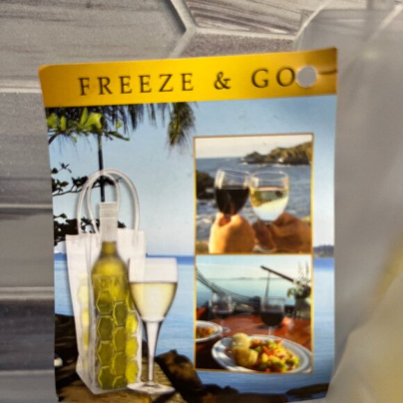 Hostess Gift /Beverage Tote /Ice Bucket To-Go /Chill Bag /Clear/Blue - NWT - Picture 4 of 10